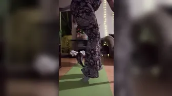 Pipermaepeach, Sexy Striptease During Yoga