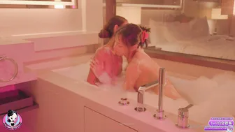 June Liu, Allie Rose, Two Sensual Lesbians in the Bathtub
