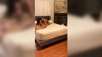 Jolla Pr, Apollo Show, Passion from Bathroom to Bed