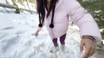 Asianmochi, Outdoor Passion in the Snow