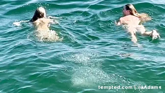 Eilaadams, Jaime Wylder, Two Hot Beauties Peeing in Ocean