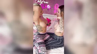 Rybaby, Demidiorxo, Lesbian Beauties Sensual Kissing