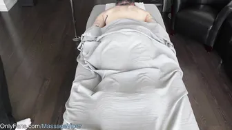 Tattoo Babe 3rd Visit To Sex Masseur Starring MassageViper - Trending Scene