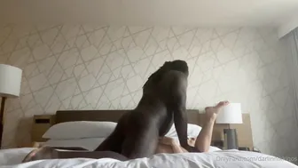 Darlinnikkiqos, Amateur Hotwife Riding Black Bull