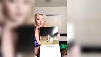 Kendra Sunderland, Blonde Bimbo Livestream Wand Masturbation