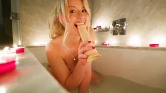 Lena Polanski, Midnight Dp In The Bathtub