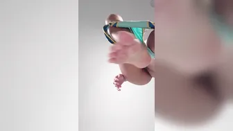 Creamberryfairy, Gymnastics Teen Girl Mouth and Vagina Tease