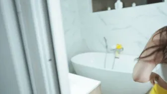 Mysweetapple, Arianavanx, Spanking Hike and FFM Threesome Reward