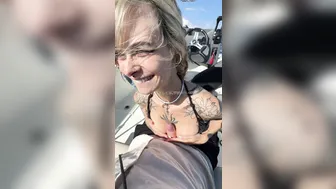 Sallydinosaur, Beautiful Tattooed Beauty Seducing Boat Captain