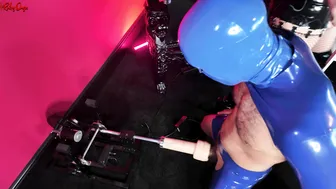 Thetsslayer, Latex Sex Sub Pegged by Suzy The-Sex-Machine