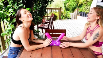 Cheekymz, Bruhrelia, Battle Dicks Hairy Lesbian Oral Game