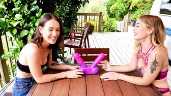 Cheekymz, Bruhrelia, Battle Dicks Hairy Lesbian Oral Game