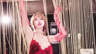 Yui Xin, Erotic Stripper Naughty Play with Foreign Client