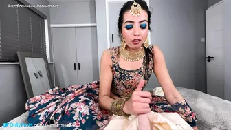 Aaliyah Yasin, Dirtyspringbok, British Indian Beauty in Sari Enjoying Hot Load