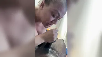 Rylee Rabbit, Big Breasts Bimbo Huge Cumshot in Mouth