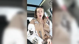 Nadia Foxx, Winter Adventures Public Climax While Driving