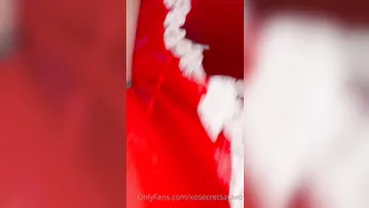 Xosecretsaraxo, Her First Gloryhole Creampie for Christmas