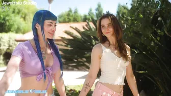 Jewelz Blu, GG Lesbian Screwing in Delivery Truck