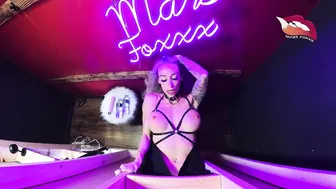 Marsfoxxx, First Gloryhole Inside the Hole by Random Strangers