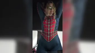 Kirstentoosweet, Sexy Spider-Girl Striptease