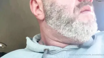 Brooke Blaze, Cuckold Holding Wife Feet While She Gets Plowed by Thick BBC