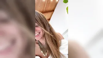 Riley Reid, Sexy Dancing and Striptease on Livestream