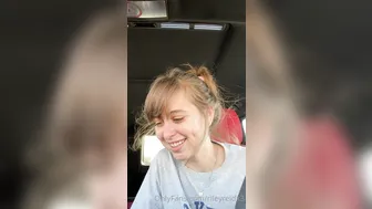 Riley Reid, Hairy Vagina Masturbation in Sports Car