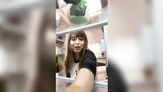 Riley Reid, Dancing in Playboy T-Shirt