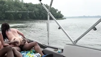 Wanderingwifexxx, Water_Melonsugar3, Two Thick Hotwives BBC Foursome on Boat