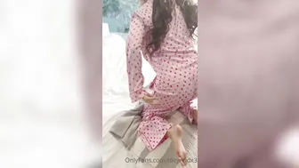 Riley Reid, Step-Sis Caught Grinding in Pajamas