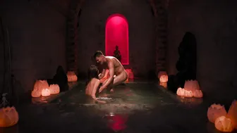 Anna Ralphs, Wet Temple Pool Sextape with Husband