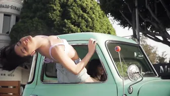 Emily Willis, Riley Reid, Truck Lesbian Beauties Cucumber Screwing in Bed