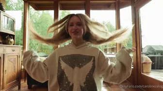 Caroline Zalog, Teasing Sexy Lingerie Try-On Haul