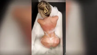 Breckie Hill, Teasing Soapy Naked Body in Bathtub