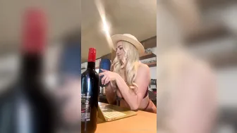Lindsey Pelas, Blonde Texas Cowgirl Teasing Big Breasts on Livestream