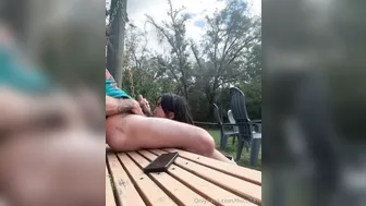 Niykiiinamaste, Hawaiian Beauty Screwing in Public Park