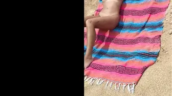 Appleliu76, Hot Asian MILF Screwing on Public Beach