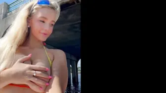 Linsey Donovan, Blonde Supermodel in Sexy Bikini Outdoors