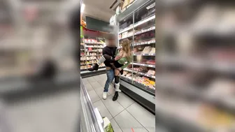 Shinratensei98.Gold, Risky Public Supermarket Doggy Screw