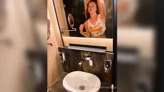 Callmeslooo, Redhead Chick Gets Free-Use Pounded from Behind While Smoking