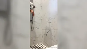 Mia Khalifa, Showering and Teasing Her Wet Body Getting Ready for the Day