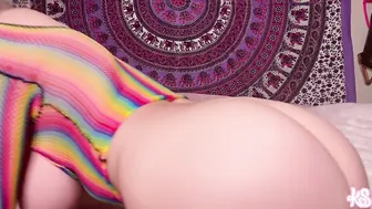 Kendra Sunderland, Horny Camslut Vibrating Her Wet Pussy with a Buttplug