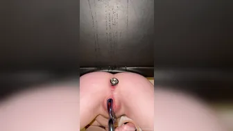 Baddragonslayer, Dildo Fucking and Squirting Hard on the Leather Couch