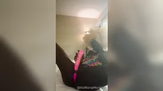 Mona Onyx, Black Afro Model Pink Vibrator Masturbation