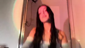 Ariajackson, Teasing Her Wet Body in the Shower