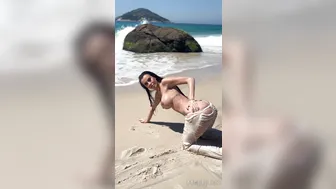 Juju Bahreis, Hot Supermodel Teasing Her Massive Tits In The Crashing Waves