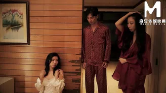 Chinese Lonely Neighbor Join In Couple Sex Routine