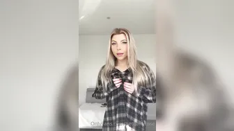 Bethanyrose, Flashing her tits in her man’s shirt
