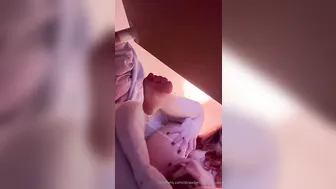 Strawberrymilk_Xoxo, Under Table Clit Rubbing Masturbation