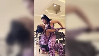 Ami Bue, Symoneskye, Two Thick Ebony Lesbian Sluts Strapon Fucking